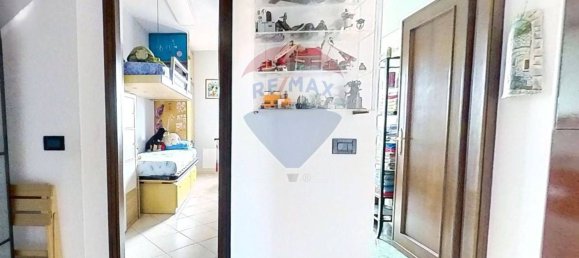 Квартира с 3 комнатами в Камбьяго, Италия № 318529 16