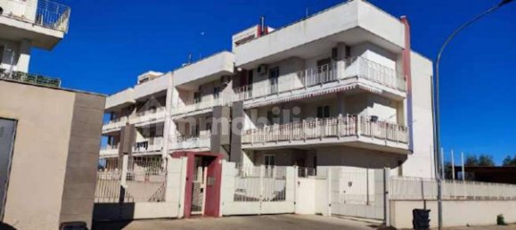 Квартира с 2 спальнями в Битонто, Италия № 278681 4