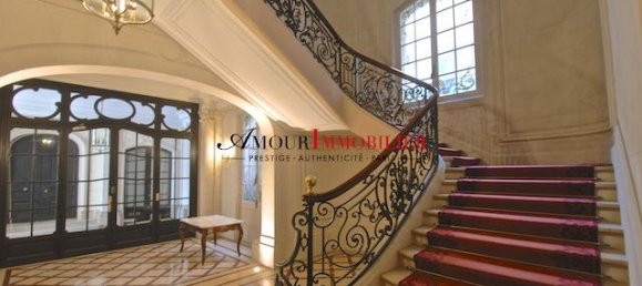 5 bedrooms Apartment in Paris, France No. 243414 2
