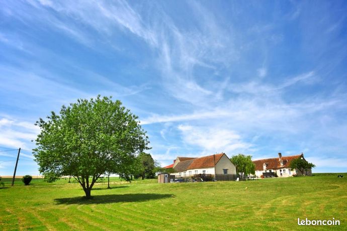 7 bedrooms Castles in Loches, France No. 315393