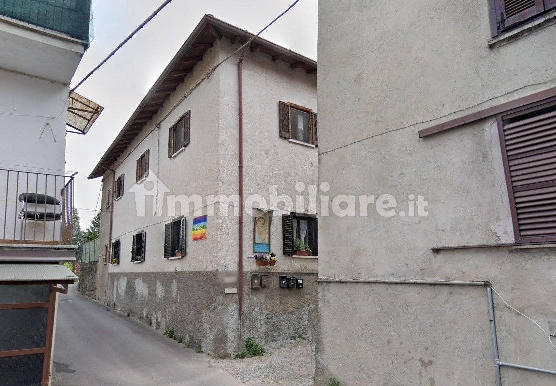 2 chambres Appartement à Carugo, Italy No. 331013