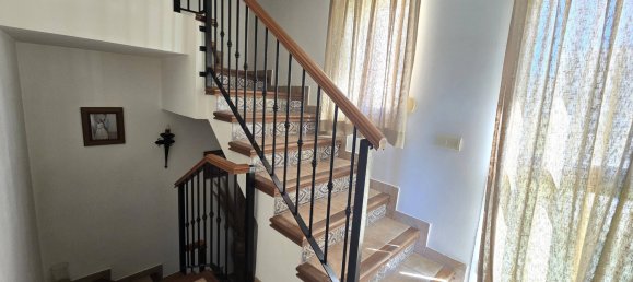 3 غرف نوم منزل في Estepona, Spain رقم 168231 40