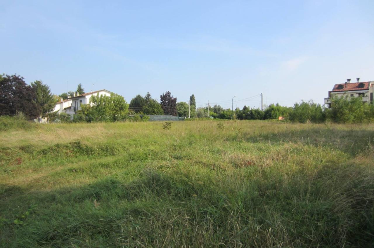 1 room Land in Venice, Italy No. 33666