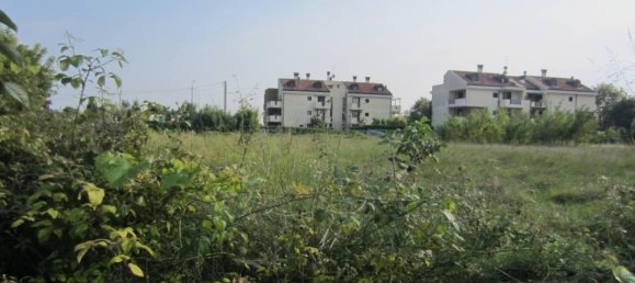 1 room Land in Venice, Italy No. 33666 13