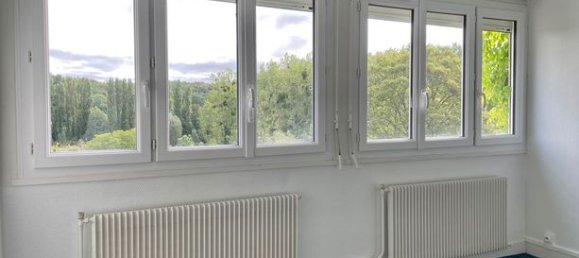 4 Schlafzimmer Wohnung in Conches-en-Ouche, France, Nr. 301603 9