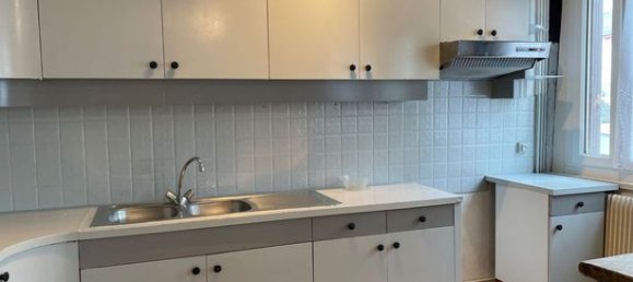 4 Schlafzimmer Wohnung in Conches-en-Ouche, France, Nr. 301603 6