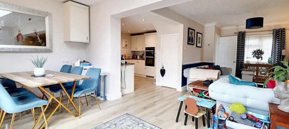 3 bedrooms House in Tatsfield, United Kingdom No. 4754 7