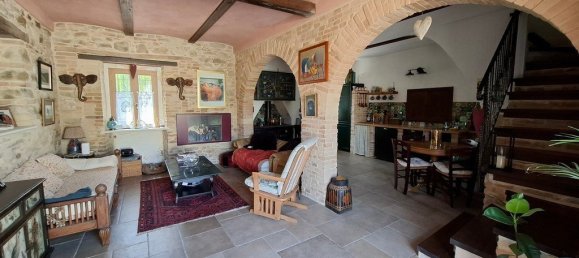 3 bedrooms Villa in Crecchio, Italy No. 267271 7