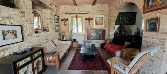 3 bedrooms Villa in Crecchio, Italy No. 267271 3