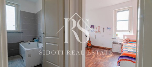 4 bedrooms Apartment in Pioltello, Italy No. 2554 20