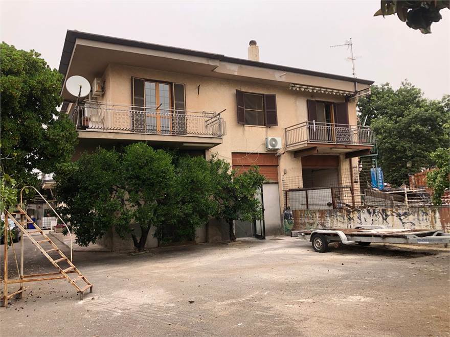 2 bedrooms Apartment in Cori, Italy No. 72735