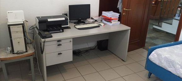 5 Schlafzimmer Gewerbliche Immobilie in Thessaloniki, Greece, Nr. 5712 15