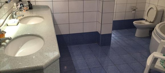 5 Schlafzimmer Gewerbliche Immobilie in Thessaloniki, Greece, Nr. 5712 16