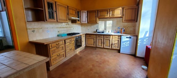 6 bedrooms House in Etampes, France No. 204175 3