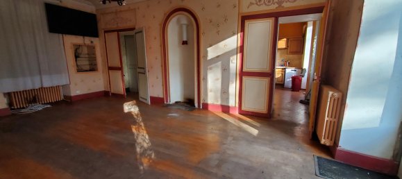 6 bedrooms House in Etampes, France No. 204175 6