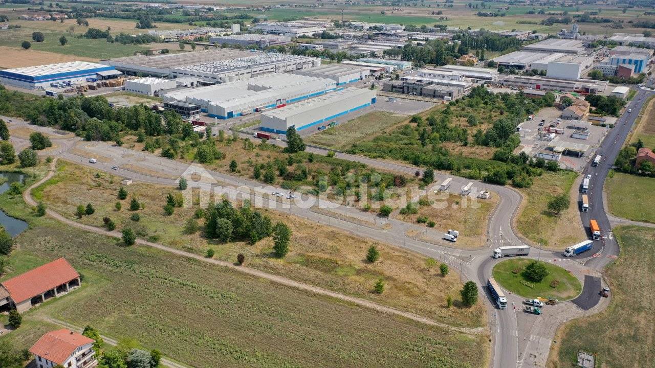 Grundstück in Parma, Italy 5275m², Nr. 329132