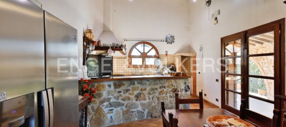 3 bedrooms House in Gavorrano, Italy No. 106409 12