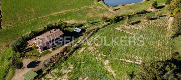 3 bedrooms House in Gavorrano, Italy No. 106409 4