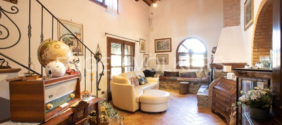 3 bedrooms House in Gavorrano, Italy No. 106409 9