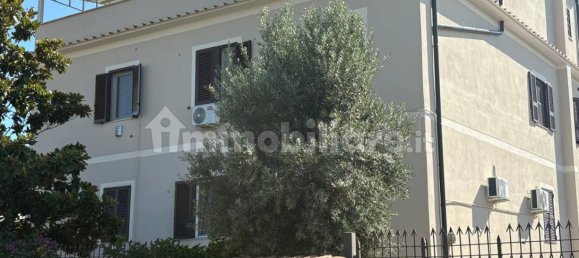 Квартира с 1 спальней в Рим, Италия № 259293 2