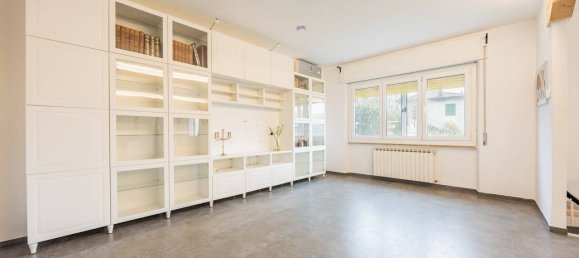 3 غرف نوم شقة في Villafranca in Lunigiana, Italy رقم 112884 8