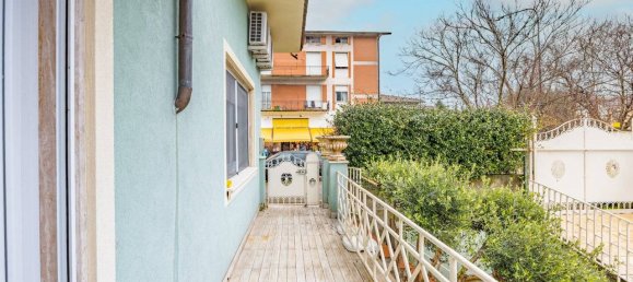 3 غرف نوم شقة في Villafranca in Lunigiana, Italy رقم 112884 32