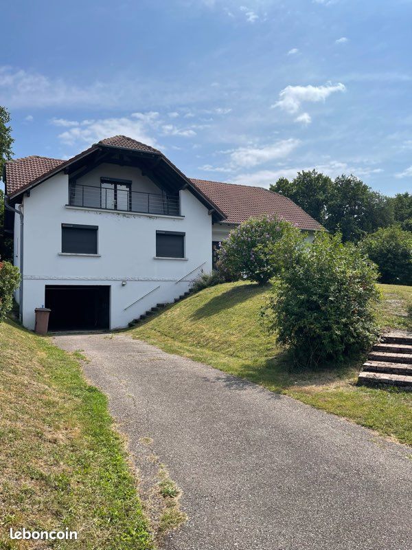 Casa de 4 dormitorios en Macheren, France No. 279259