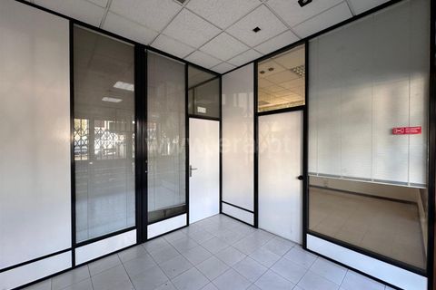 104m² Commercial property in Maia, Portugal No. 346003