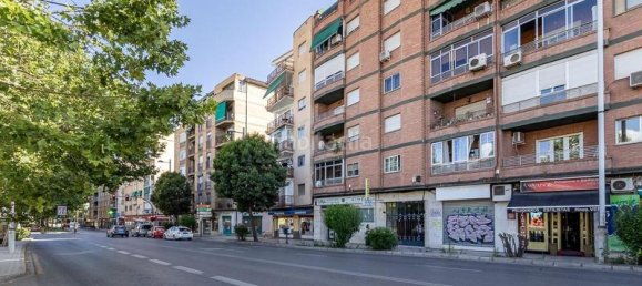 4 bedrooms Apartment in Granada, Spain No. 186962 31