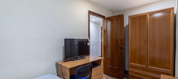 4 bedrooms Apartment in Granada, Spain No. 186962 12