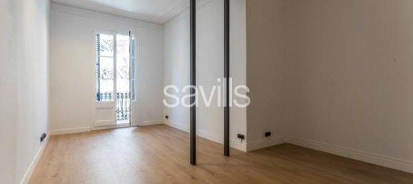 3 Schlafzimmer Wohnung in Eixample, Spain, Nr. 182343 10