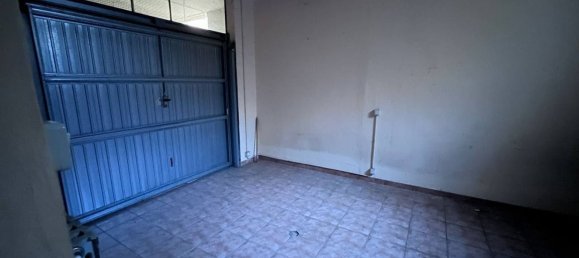 5 bedrooms House in Canelli, Italy No. 381344 10