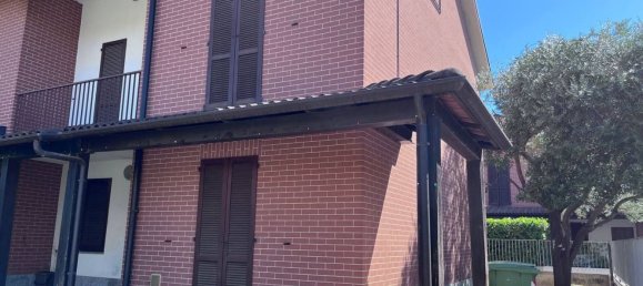 5 bedrooms House in Canelli, Italy No. 381344 14