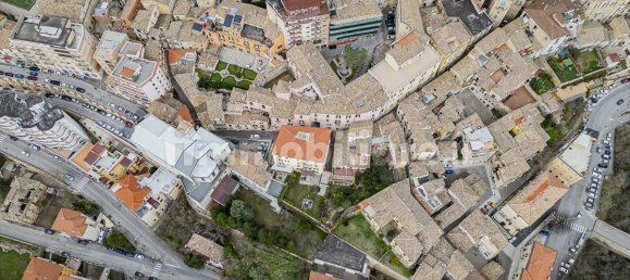 4 غرف نوم شقة في Chieti, Italy رقم 166509 3