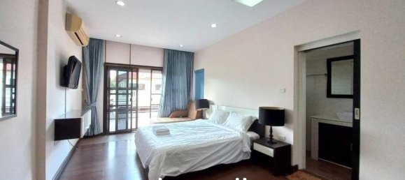 Кафе / ресторан с 3 спальнями в Паттайя, Таиланд № 15867 5