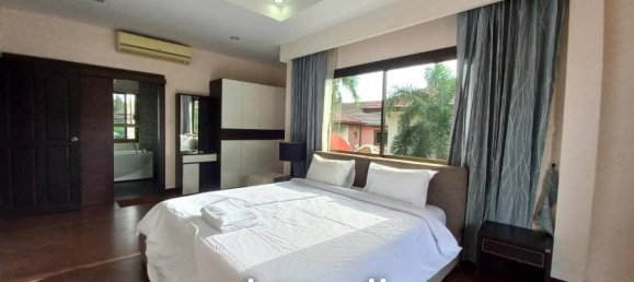 Кафе / ресторан с 3 спальнями в Паттайя, Таиланд № 15867 2