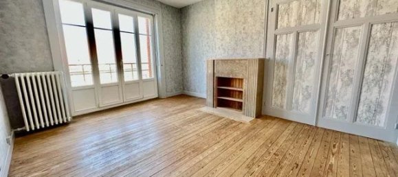 4 bedrooms House in Boulogne-sur-Mer, France No. 83723 2