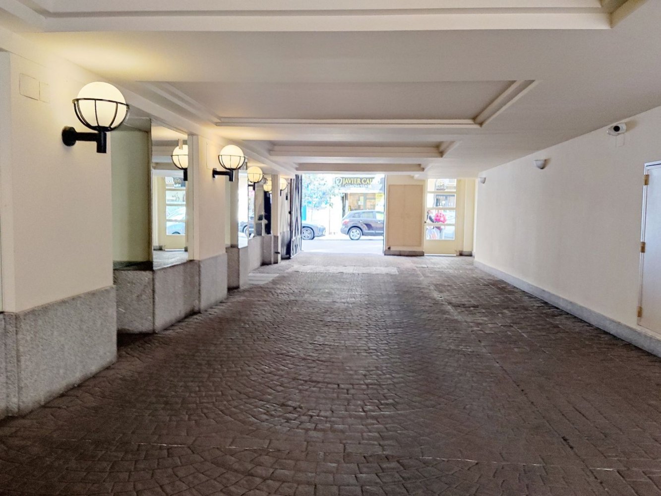 Garage in Madrid, Spain, Nr. 204342