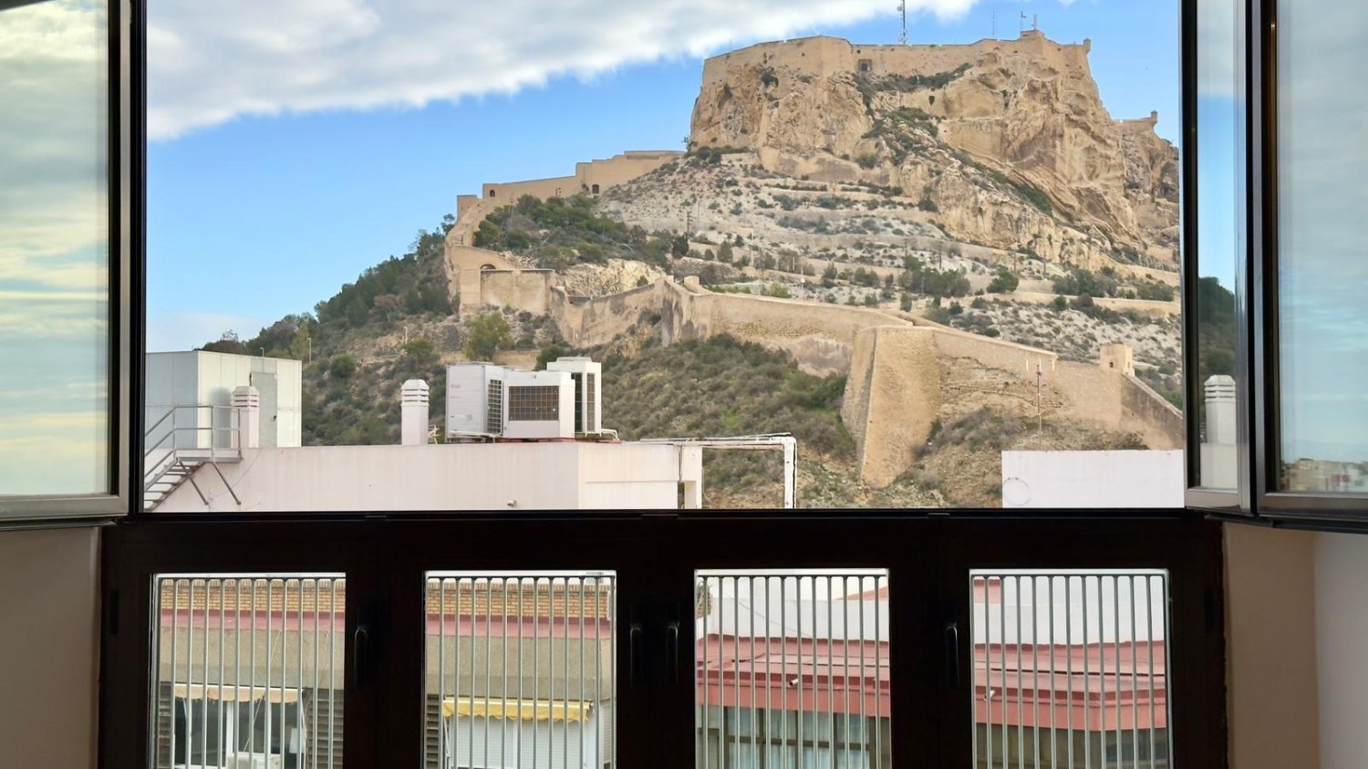 3 chambres appartement à vendre à Alicante, Valencian Community, Spain № 364967