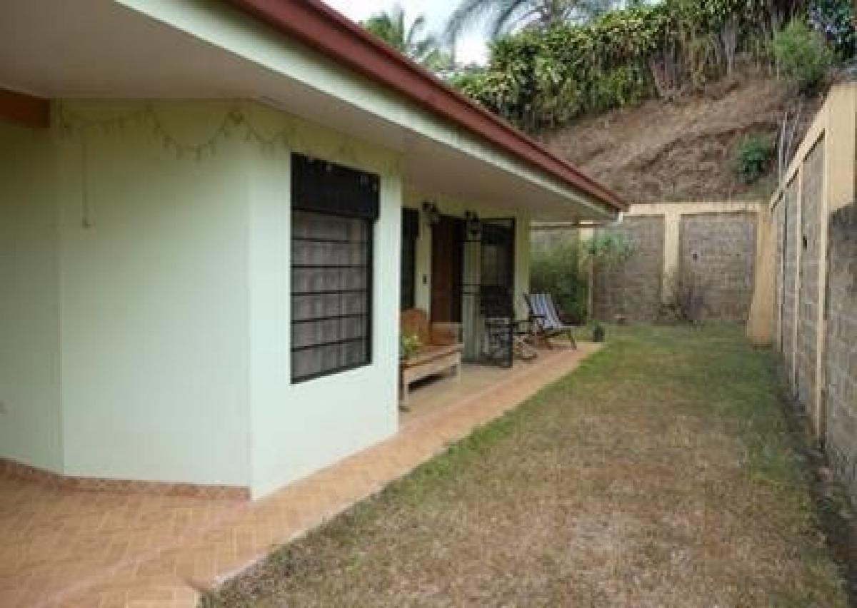 3 bedrooms House in Grecia, Costa Rica No. 473