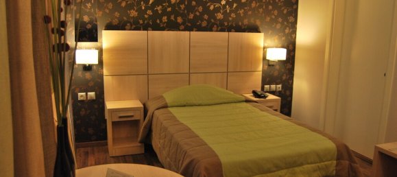 105-Zimmer Stadthaus in Corfu, Greece, Nr. 3973 5
