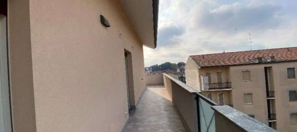 3 rooms Apartment in Abbiategrasso, Italy No. 2531 5