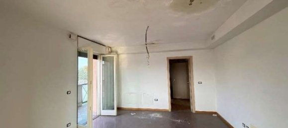 3 rooms Apartment in Abbiategrasso, Italy No. 2531 4