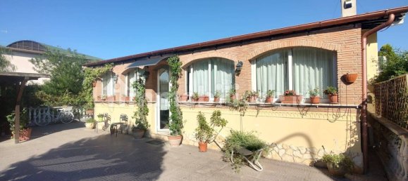 2 Schlafzimmer Villa in Zagarolo, Italy, Nr. 320107 7