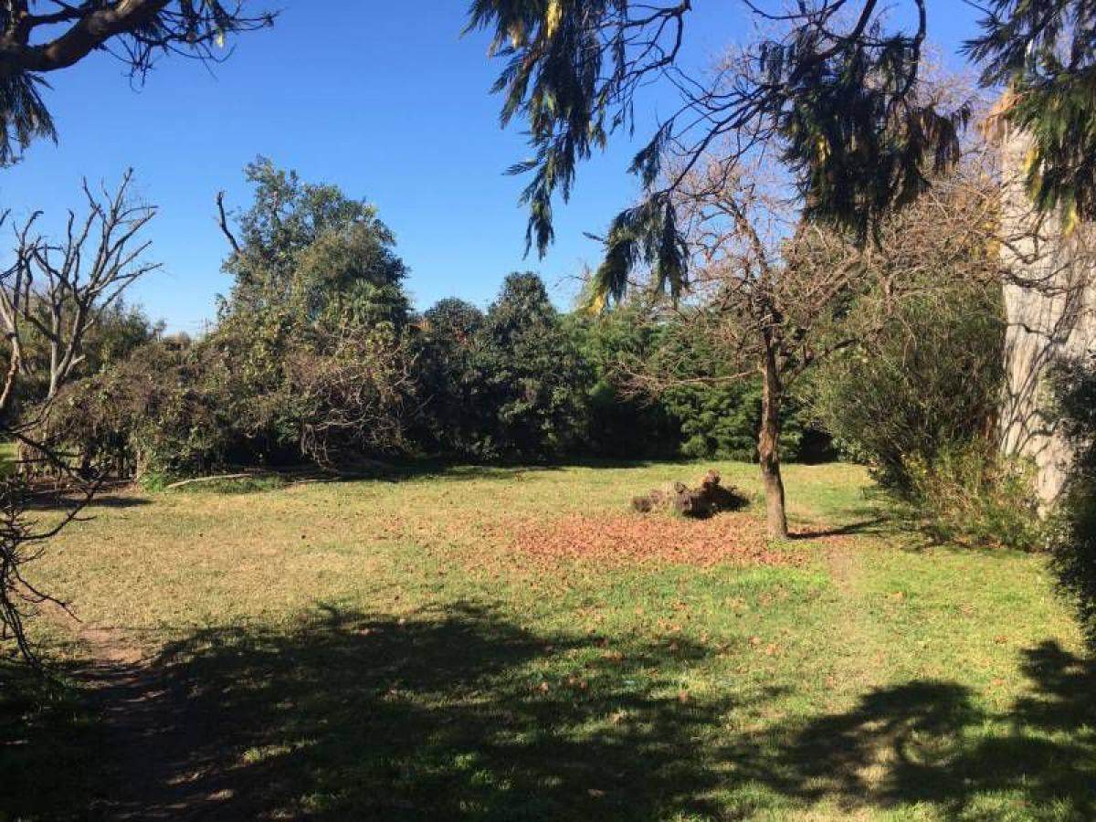  Land in San Miguel, Argentina No. 118710