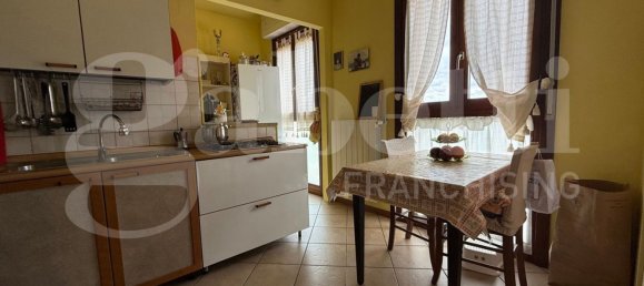 Apartamento de 2 divisões em Pontedera, Italy N.º 35138 6