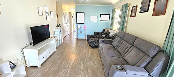 2 bedrooms House in Bli Bli, Australia No. 446 6