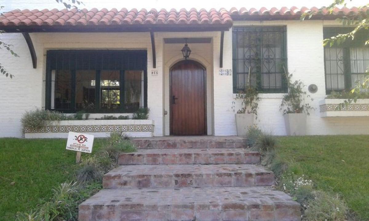 4 غرف نوم منزل في Mar del Plata, Argentina رقم 87600