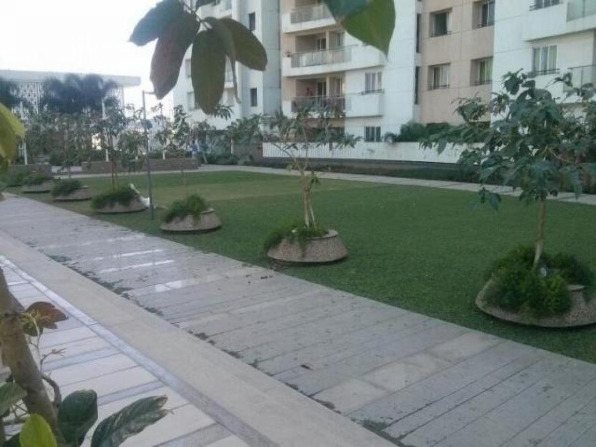 3 bedrooms House in Mumbai, India No. 17433