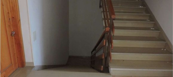 63m² Office in Umbertide, Italy No. 116236 21